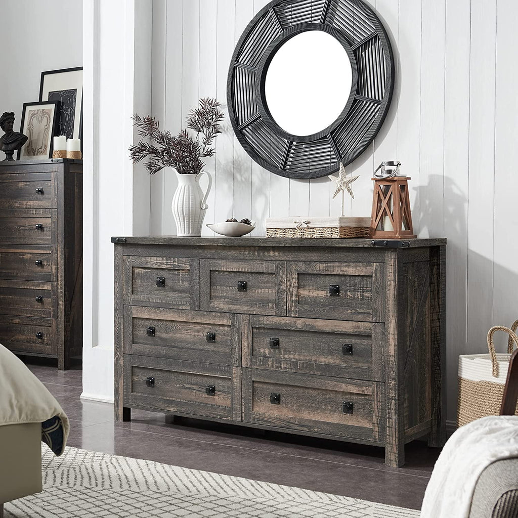 Antique White 8 Drawer Wood Dresser I58564