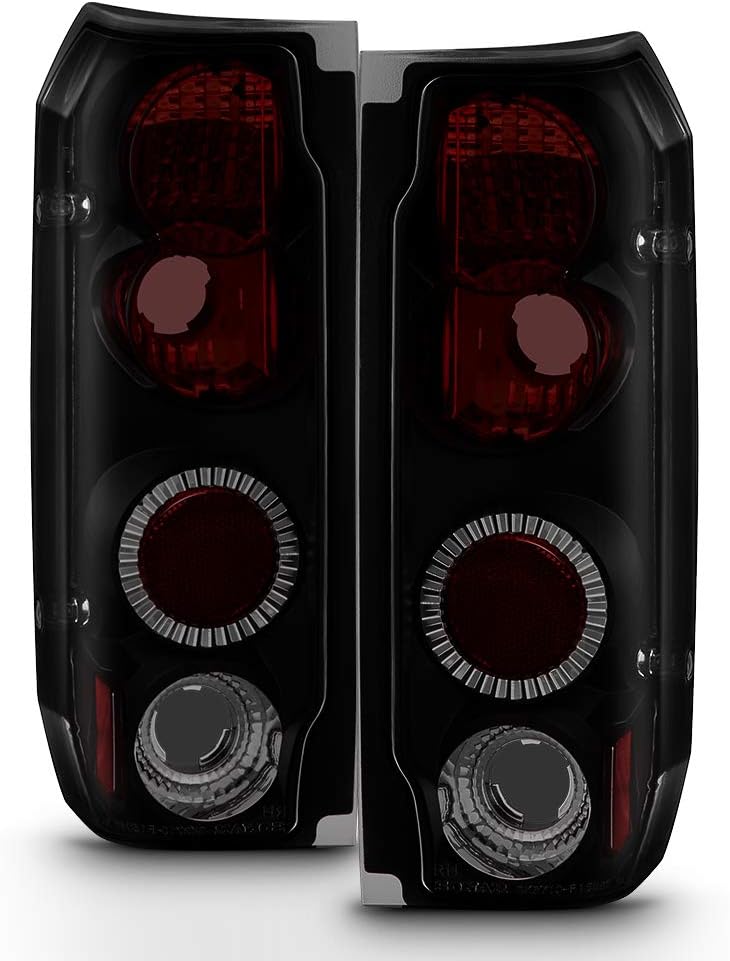 Chrome Rear Tail Lights Brake Lamps Pair M942880