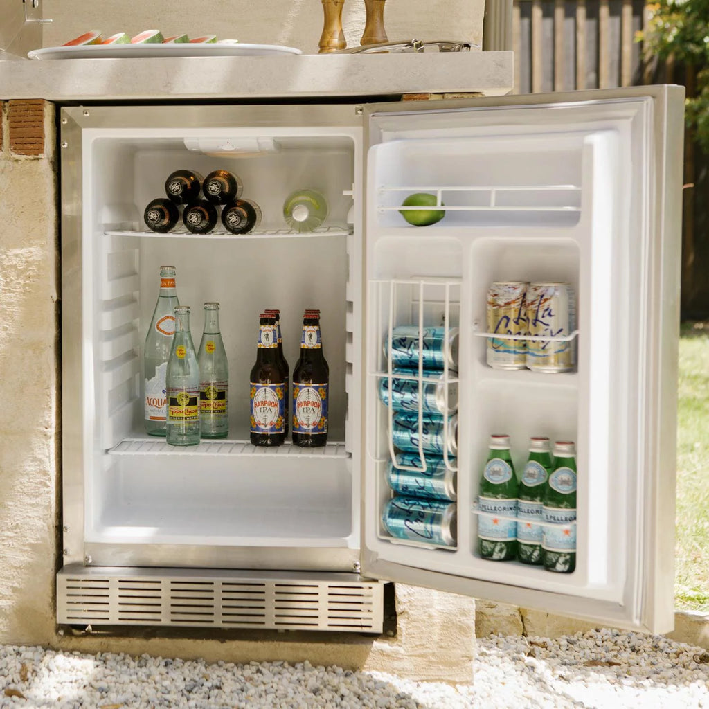 21-Inch 4.1 Cu. Ft. Compact Refrigerator I857