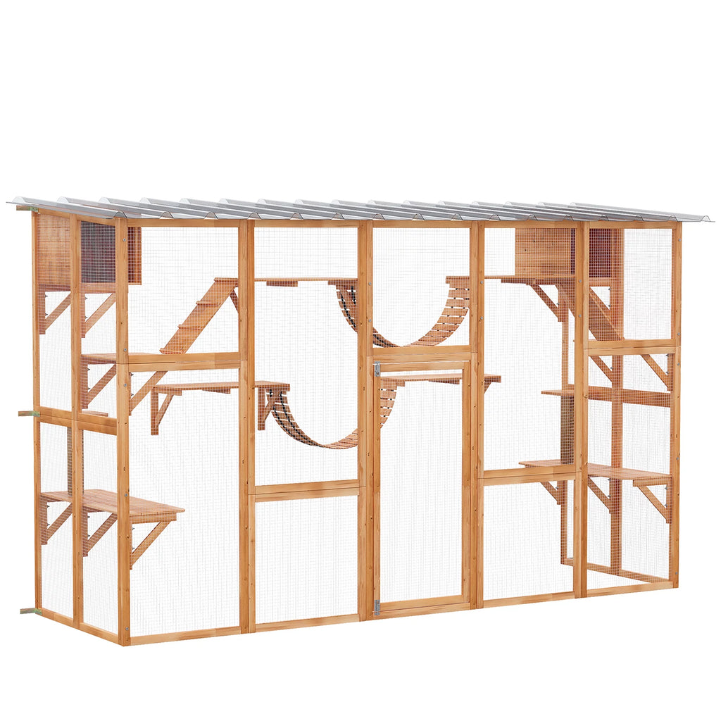 Outdoor Wooden Cat Enclosure B20607