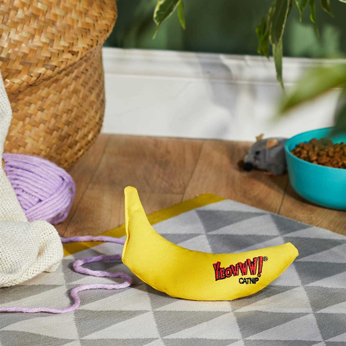 Banana Catnip Toy F73009