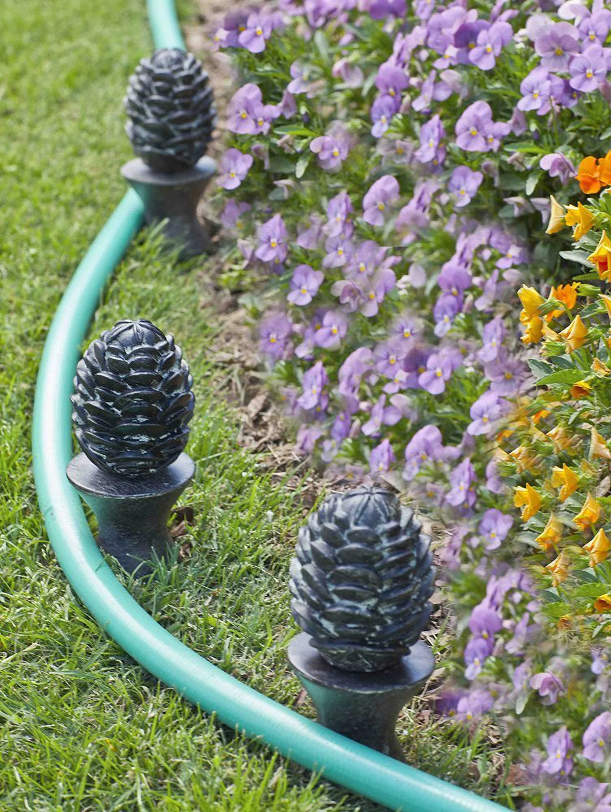 Decorative Pine Cone Garden Hose Guide X67673