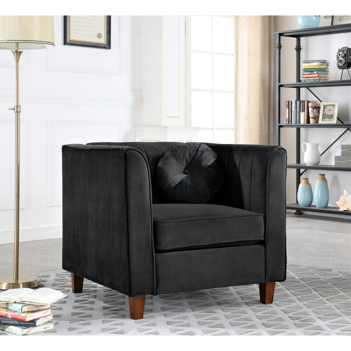 Beige Velvet Chesterfield Chair B652943