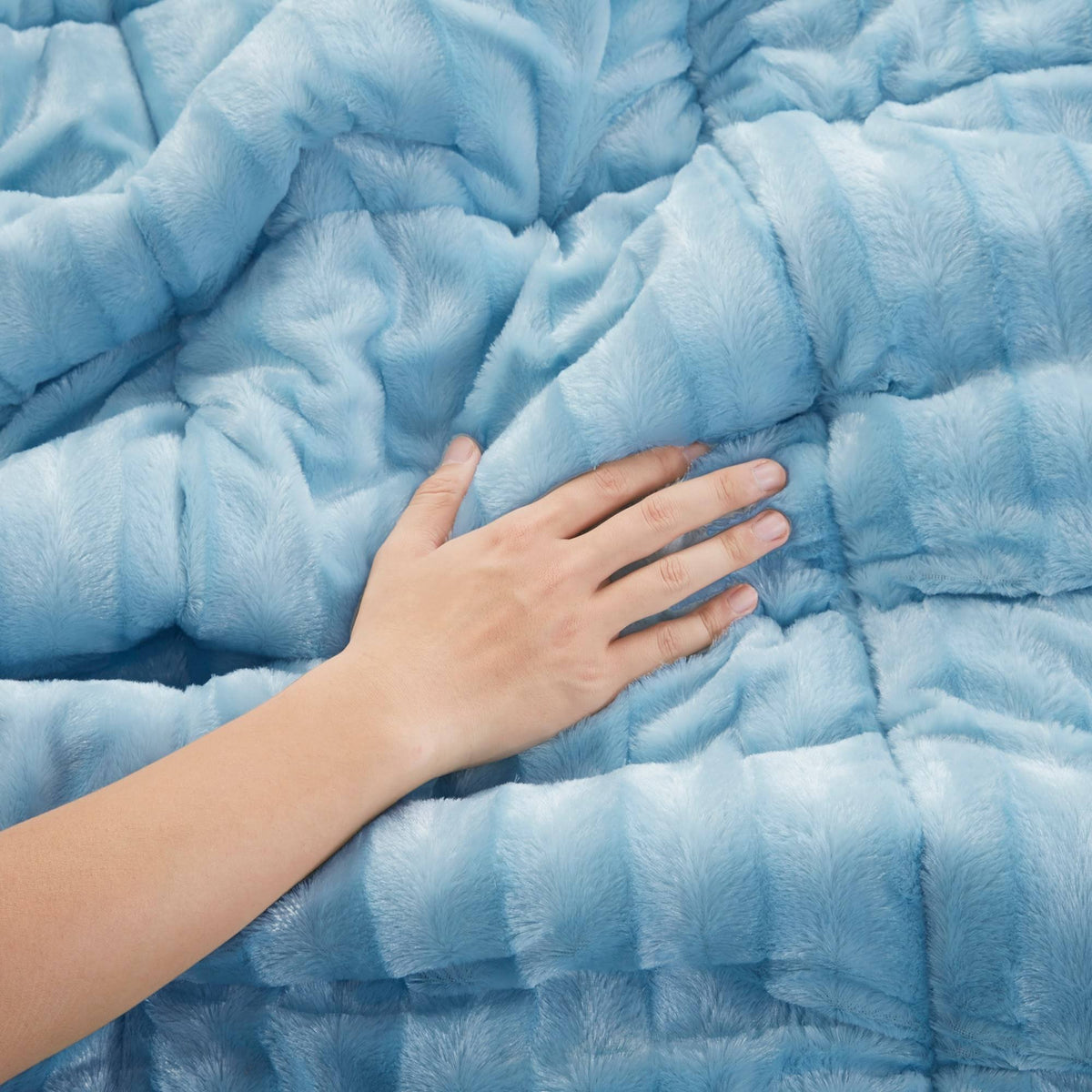 Grey Faux Fur Comforter Mini Set King/Cal King K387762