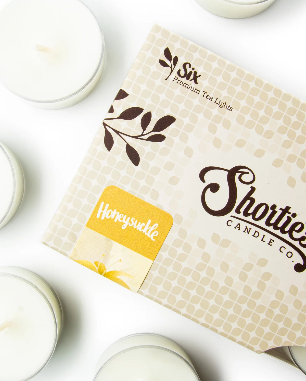 24 White Scented Tealight Candles Y3807