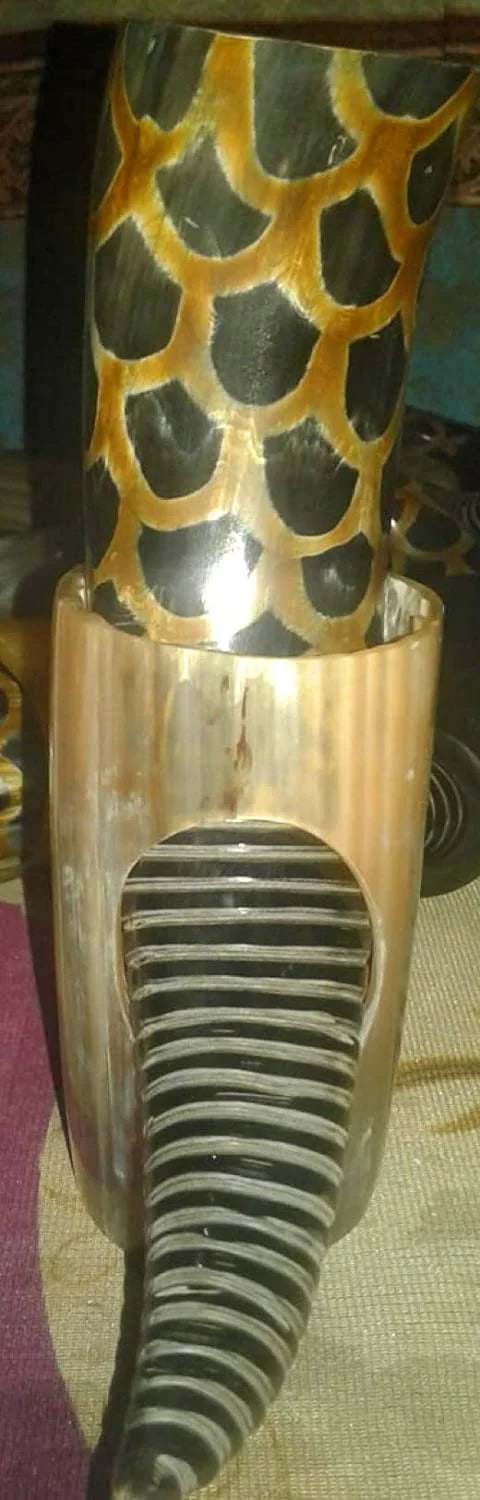 Vintage Ox Large Viking Drinking Horn with Stand Y3668