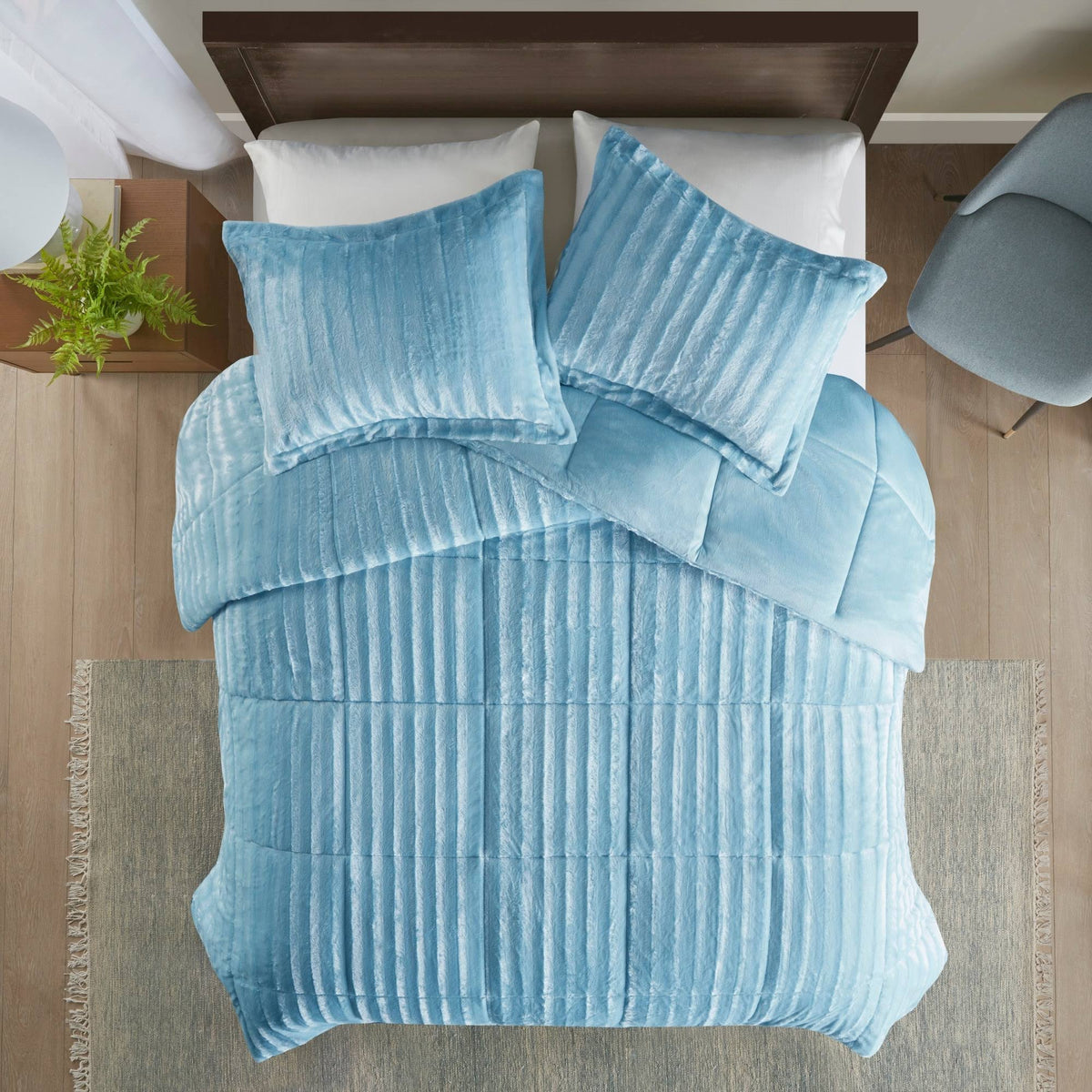 Grey Faux Fur Comforter Mini Set King/Cal King K387762
